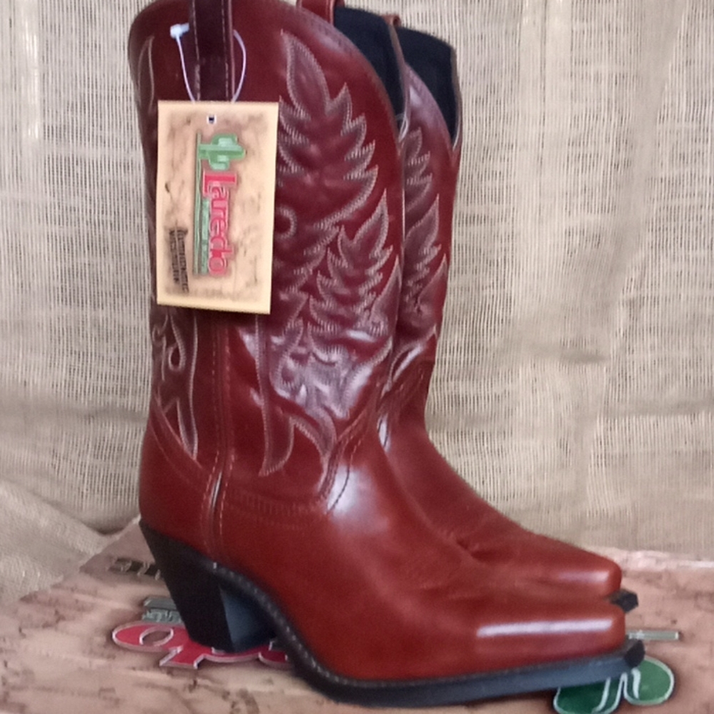 Laredo Women's Madison Snip Toe Boot